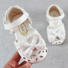 Load image into Gallery viewer, Newest Summer Kids Shoes 2019 Fashion Leathers Sweet Children Sandals For Girls Toddler Baby Breathable Hoolow Out Bow Shoes