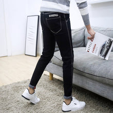 Load image into Gallery viewer, Cheap wholesale 2019 new autumn winter Hot selling men&#39;s fashion casual Popular long Pants MC146