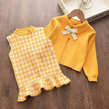 Load image into Gallery viewer, Bear Leader Baby Girls Clothes Set Autumn Winter Cartoon Grape Clothing Set New Kids Knitted Sweet Outfit Children Clothes Suit