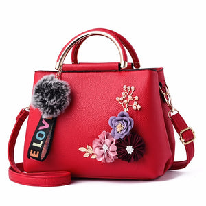 Women Bag Leather Handbag Women Shoulder Bag Tote Flowers Shell Sac A Main Femme Rivets Fur Ball Pendant Luxury Designer Ladies