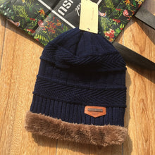 Load image into Gallery viewer, Winter Women&#39;s Knit Hat Women&#39;s Autumn Winter Wool Cap Fashion Winter Women&#39;s Hat Balaclava Hat Two-piece Men&#39;s Hat Wholesale