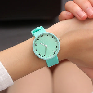New 2019 Silicone Wrist Watch Women Watches Ladies Top Fashion Quartz Wristwatch For Woman Clock Female Hours Relog Montre Femme