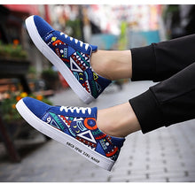 Load image into Gallery viewer, Men&#39;s Vulcanize Shoes Lace-up Fashion printed canvas shoes Spring Autumn Flat Black Red Blue Casual Shoes Male Sneakers 2019